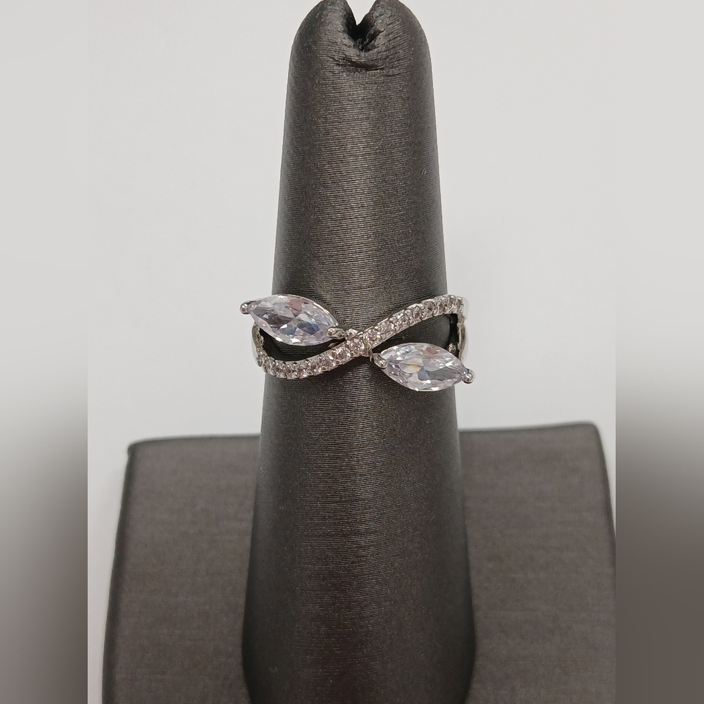 New 18k White Gold Plated Marquise Cut Ring With Czs Size 6 Pretty Bird